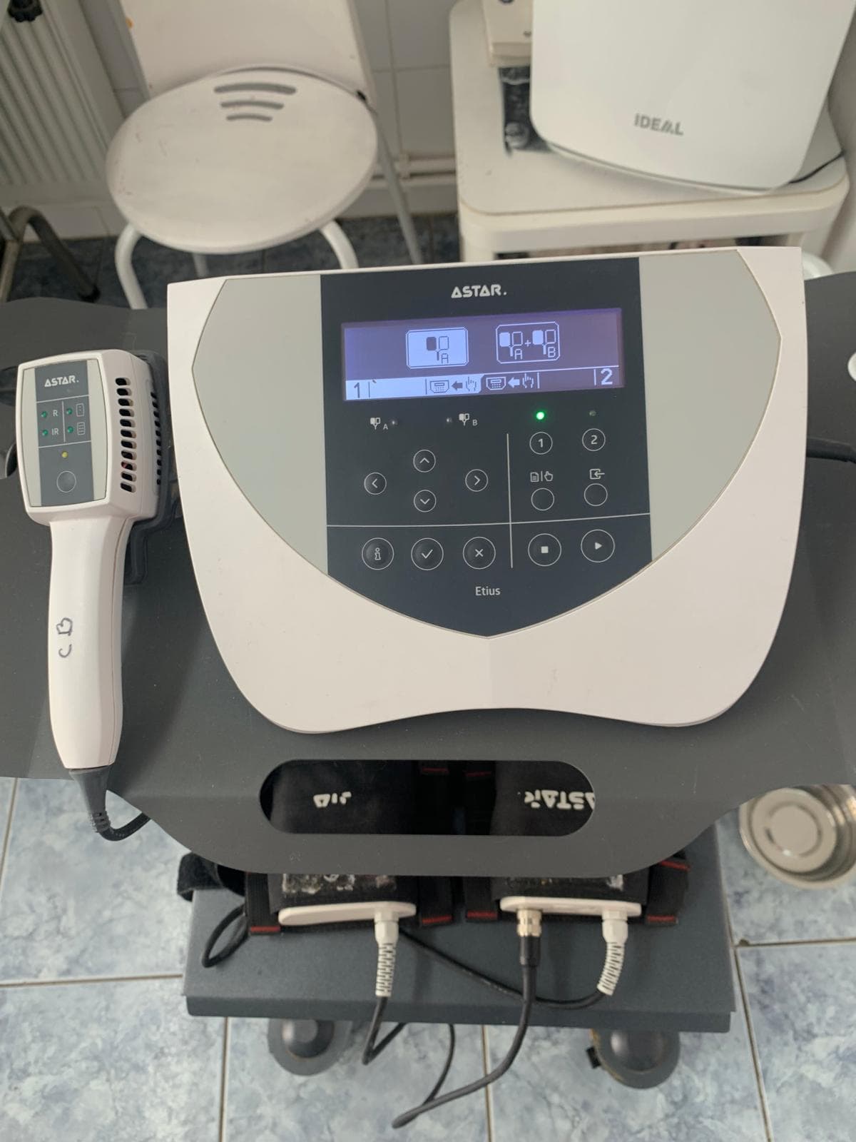 Magneto și LASER terapie — Fizioterapie & recuperare, Cabinet VetPlus Călărași